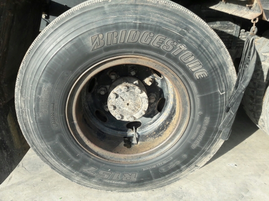 10 ล้อหัวลากพร้อมหางพื้นเรียบ รุ่น UD TRACTOR เครื่อง 6 สูบเทอร์โบ 250 แรง รุ่น PD6