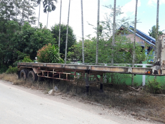 10 ล้อหัวลากพร้อมหางพื้นเรียบ รุ่น UD TRACTOR เครื่อง 6 สูบเทอร์โบ 250 แรง รุ่น PD6