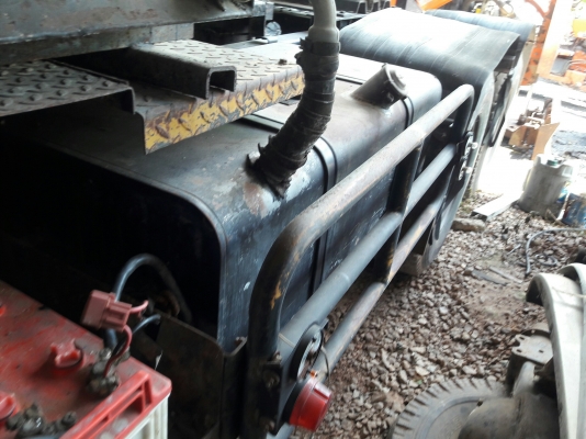 10 ล้อหัวลากพร้อมหางพื้นเรียบ รุ่น UD TRACTOR เครื่อง 6 สูบเทอร์โบ 250 แรง รุ่น PD6