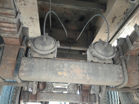 10 ล้อหัวลากพร้อมหางพื้นเรียบ รุ่น UD TRACTOR เครื่อง 6 สูบเทอร์โบ 250 แรง รุ่น PD6