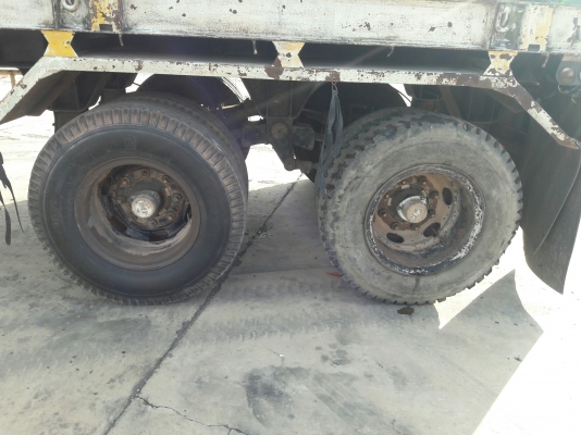 10 ล้อหัวลากพร้อมหางพื้นเรียบ รุ่น UD TRACTOR เครื่อง 6 สูบเทอร์โบ 250 แรง รุ่น PD6