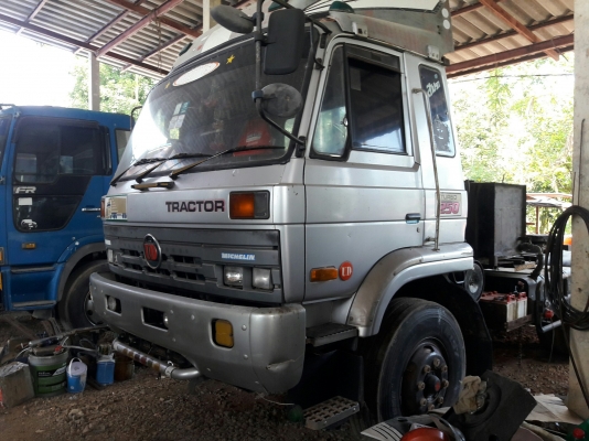 10 ล้อหัวลากพร้อมหางพื้นเรียบ รุ่น UD TRACTOR เครื่อง 6 สูบเทอร์โบ 250 แรง รุ่น PD6 10 ล้อหัวลากพร้อมหางพื้นเรียบ รุ่น UD TRACTOR เครื่อง 6 สูบเทอร์โบ 250 แรง รุ่น PD6