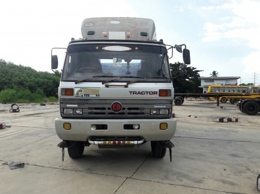 10 ล้อหัวลากพร้อมหางพื้นเรียบ รุ่น UD TRACTOR เครื่อง 6 สูบเทอร์โบ 250 แรง รุ่น PD6
