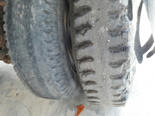 10 ล้อหัวลากพร้อมหางพื้นเรียบ รุ่น UD TRACTOR เครื่อง 6 สูบเทอร์โบ 250 แรง รุ่น PD6
