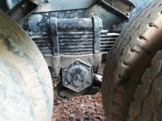 10 ล้อหัวลากพร้อมหางพื้นเรียบ รุ่น UD TRACTOR เครื่อง 6 สูบเทอร์โบ 250 แรง รุ่น PD6