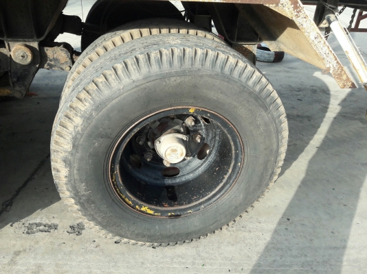 10 ล้อหัวลากพร้อมหางพื้นเรียบ รุ่น UD TRACTOR เครื่อง 6 สูบเทอร์โบ 250 แรง รุ่น PD6