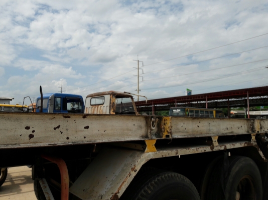 10 ล้อหัวลากพร้อมหางพื้นเรียบ รุ่น UD TRACTOR เครื่อง 6 สูบเทอร์โบ 250 แรง รุ่น PD6
