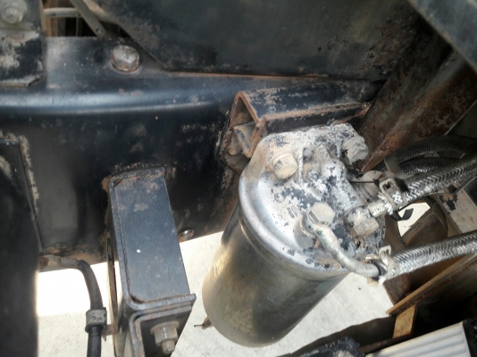 10 ล้อหัวลากพร้อมหางพื้นเรียบ รุ่น UD TRACTOR เครื่อง 6 สูบเทอร์โบ 250 แรง รุ่น PD6