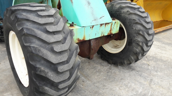 รถตัก Yanmar V4-3 เก่าญี่ปุ่น ขับเคลื่อน4ล้อ รถตัก Yanmar V4-3 เก่าญี่ปุ่น ขับเคลื่อน4ล้อ