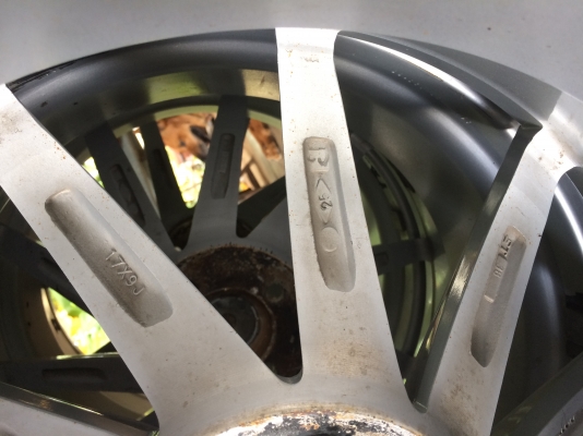 ขายล้อ17 4/100 พร้อมยางปี1017ครับ