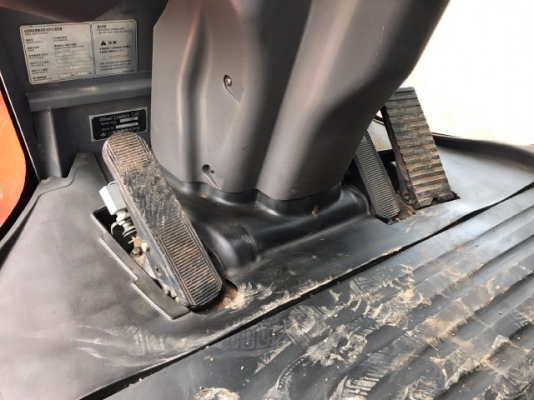 ขายรถตักล้อยาง HITACHI ZW220 (เทียบเท่า WA380-6) รถนอกนำเข้าจากญี่ปุ่น สภาพสวยพร้อมใช้ มีVDOการทำงานครับ ขายรถตักล้อยาง HITACHI ZW220 (เทียบเท่า WA380-6) รถนอกนำเข้าจากญี่ปุ่น สภาพสวยพร้อมใช้ มีVDOการทำงานครับ