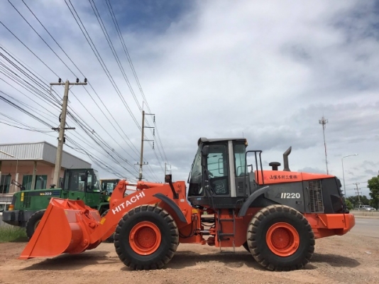 ขายรถตักล้อยาง HITACHI ZW220 (เทียบเท่า WA380-6) รถนอกนำเข้าจากญี่ปุ่น สภาพสวยพร้อมใช้ มีVDOการทำงานครับ ขายรถตักล้อยาง HITACHI ZW220 (เทียบเท่า WA380-6) รถนอกนำเข้าจากญี่ปุ่น สภาพสวยพร้อมใช้ มีVDOการทำงานครับ