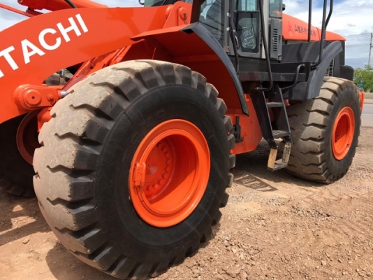 ขายรถตักล้อยาง HITACHI ZW220 (เทียบเท่า WA380-6) รถนอกนำเข้าจากญี่ปุ่น สภาพสวยพร้อมใช้ มีVDOการทำงานครับ ขายรถตักล้อยาง HITACHI ZW220 (เทียบเท่า WA380-6) รถนอกนำเข้าจากญี่ปุ่น สภาพสวยพร้อมใช้ มีVDOการทำงานครับ