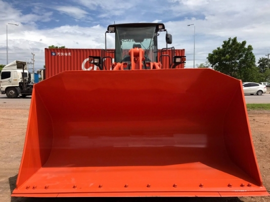 ขายรถตักล้อยาง HITACHI ZW220 (เทียบเท่า WA380-6) รถนอกนำเข้าจากญี่ปุ่น สภาพสวยพร้อมใช้ มีVDOการทำงานครับ ขายรถตักล้อยาง HITACHI ZW220 (เทียบเท่า WA380-6) รถนอกนำเข้าจากญี่ปุ่น สภาพสวยพร้อมใช้ มีVDOการทำงานครับ