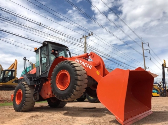 ขายรถตักล้อยาง HITACHI ZW220 (เทียบเท่า WA380-6) รถนอกนำเข้าจากญี่ปุ่น สภาพสวยพร้อมใช้ มีVDOการทำงานครับ ขายรถตักล้อยาง HITACHI ZW220 (เทียบเท่า WA380-6) รถนอกนำเข้าจากญี่ปุ่น สภาพสวยพร้อมใช้ มีVDOการทำงานครับ