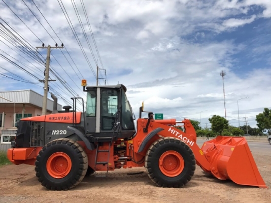 ขายรถตักล้อยาง HITACHI ZW220 (เทียบเท่า WA380-6) รถนอกนำเข้าจากญี่ปุ่น สภาพสวยพร้อมใช้ มีVDOการทำงานครับ ขายรถตักล้อยาง HITACHI ZW220 (เทียบเท่า WA380-6) รถนอกนำเข้าจากญี่ปุ่น สภาพสวยพร้อมใช้ มีVDOการทำงานครับ