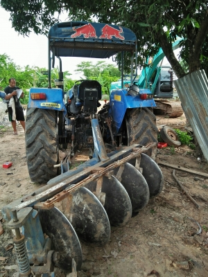 ขายถูก นิวฮอลแลนด์ รุ่น TT55  60 แรงม้า พร้อมอุปกรณ์