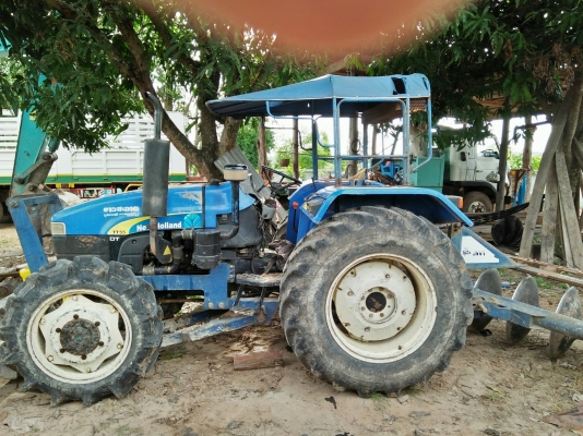 ขายถูก นิวฮอลแลนด์ รุ่น TT55  60 แรงม้า พร้อมอุปกรณ์