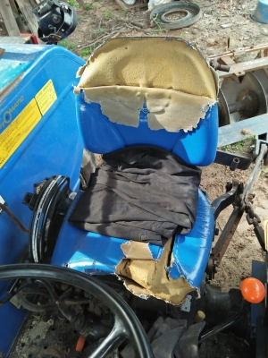 ขายถูก นิวฮอลแลนด์ รุ่น TT55  60 แรงม้า พร้อมอุปกรณ์