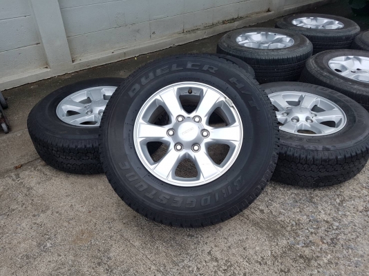 ล้อizuzu 1.9 ขอบ16พร้อมยางปี17