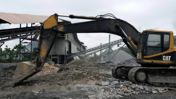 ขาย 795,000 บาท CATTERPILAR 330V1 เครื่องดี ปั้มแรง โช่หนา เอวแน่น. เอกสารชื้อขาย รถอยู่ จ.สระบุรี โทร&ไอดีไลน์ 0610710295 ขาย 795,000 บาท CATTERPILAR 330V1 เครื่องดี ปั้มแรง โช่หนา เอวแน่น. เอกสารชื้อขาย รถอยู่ จ.สระบุรี โทร&ไอดีไลน์ 0610710295