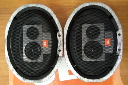 ขายโลโก้ JBL รุ่น TM Series สีทองของแท้บริษัทมหาจักรเลย ขายโลโก้ JBL รุ่น TM Series สีทองของแท้บริษัทมหาจักรเลย