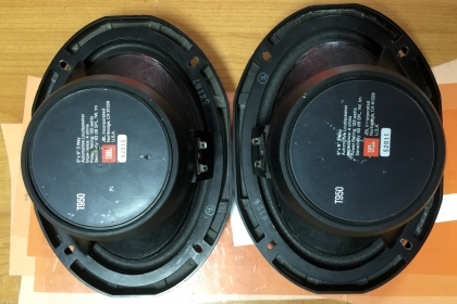 ขายโลโก้ JBL รุ่น TM Series สีทองของแท้บริษัทมหาจักรเลย ขายโลโก้ JBL รุ่น TM Series สีทองของแท้บริษัทมหาจักรเลย