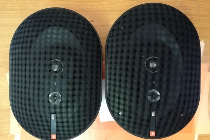 ขายโลโก้ JBL รุ่น TM Series สีทองของแท้บริษัทมหาจักรเลย ขายโลโก้ JBL รุ่น TM Series สีทองของแท้บริษัทมหาจักรเลย