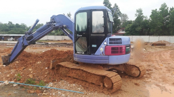 รถแบคโฮ KOMATSU PC - 75 UU. สนใจติดต่อ 081 - 9706989