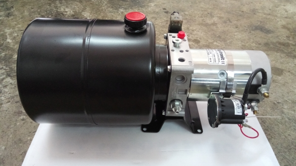 มอเตอร์ปั้มไฮดรอลิคDC12V1.6KW150A210BARนำเข้าจากประเทศอิตาลี มอเตอร์ปั้มไฮดรอลิคDC12V1.6KW150A210BARนำเข้าจากประเทศอิตาลี