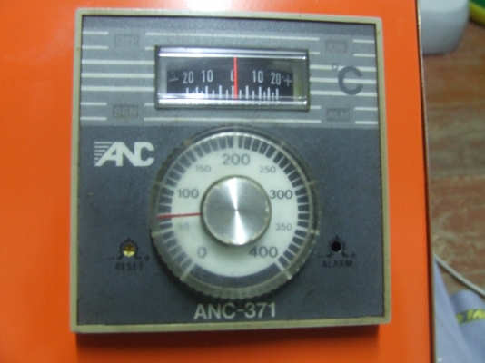 ขายกล่องคอนโทรน เซนเซอร์ความร้อน ใช้ในเร้าไก่ ๆลๆ ขายกล่องคอนโทรน เซนเซอร์ความร้อน ใช้ในเร้าไก่ ๆลๆ