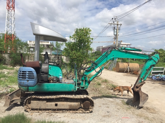ขายรถแมคโค KOMATSU PC30-8 พร้อมลายหัวเจาะ