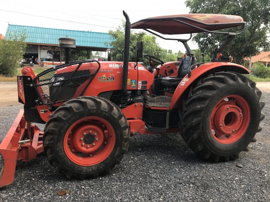 ขายรถไถคูโบต้า M8540(4WD)2เพลา สภาพเหมือนใหม่ ใช้แค่ตัดหญ้าในสวน ทำงาน362 ชั่วโมง  จดทะเบียนปีรถปี 58  ขายราคา 898,000 บาท อุปกรณ์ใบดันหน้าและผานไถบุกเบิก  สนใจโทร 081-9136451 , 087-8390653 ขอดูรูปเพิ่มเติมได้ทาง line:bow6451 ค่ะ  ราคาพร้อมจัดส่งฟรีค่ะ เล