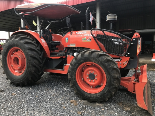 ขายรถไถคูโบต้า M8540(4WD)2เพลา สภาพเหมือนใหม่ ใช้แค่ตัดหญ้าในสวน ทำงาน362 ชั่วโมง  จดทะเบียนปีรถปี 58  ขายราคา 898,000 บาท อุปกรณ์ใบดันหน้าและผานไถบุกเบิก  สนใจโทร 081-9136451 , 087-8390653 ขอดูรูปเพิ่มเติมได้ทาง line:bow6451 ค่ะ  ราคาพร้อมจัดส่งฟรีค่ะ เล