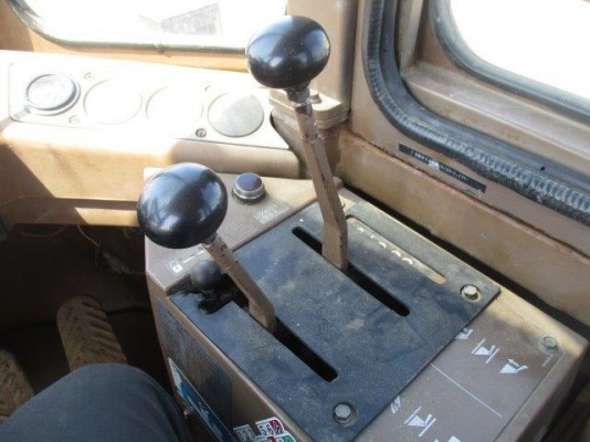 CAT 936E เก่าญี่ปุ่นแท้ สภาพสวย ราคาไม่แพง โทร.090-986-2521 อ๊อบ