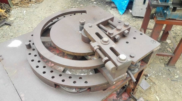 ** SOLD ** เครื่องดัดเหล็กเส้นญี่ปุ่นระบบเฟือง ดัด 25-32 มม ไฟบ้าน 2 สาย 220V พร้อมใช้ ** SOLD ** เครื่องดัดเหล็กเส้นญี่ปุ่นระบบเฟือง ดัด 25-32 มม ไฟบ้าน 2 สาย 220V พร้อมใช้