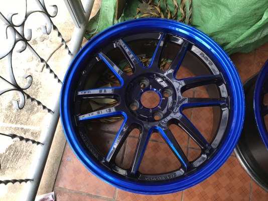 ล้อเเท้ RAYS GRAM LIGHTS 17กว้าง7อ๊อฟ42 4รู100สีเดิมๆจากญี่ปุ่น