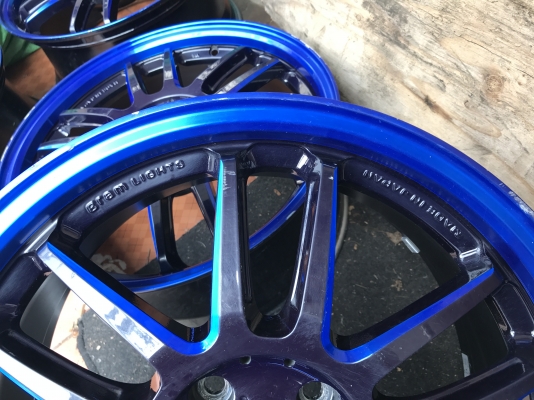 ล้อเเท้ RAYS GRAM LIGHTS 17กว้าง7อ๊อฟ42 4รู100สีเดิมๆจากญี่ปุ่น