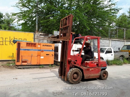 ขาย รถยก โฟล์คลิฟต์ เก่าญี่ปุ่น ขนาด 2 ตัน NISSAN ดีเซล เสาสูง 4 เมตร งายาง 1.5 ม เพียง 88,000 บาท