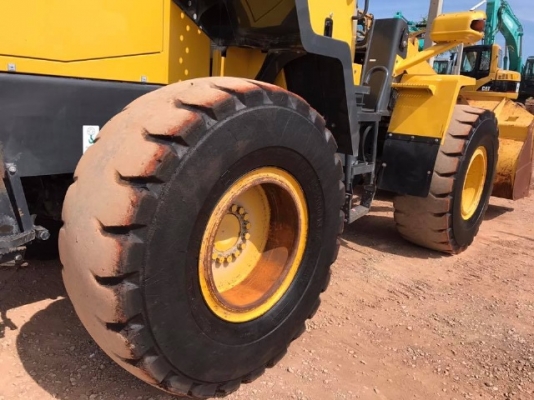 ขายรถตักล้อยาง KOMATSU WA320-6 ปี 2013 รถนอกนำเข้าจากญี่ปุ่น สภาพสวยพร้อมใช้ มีVDOการทำงานครับ