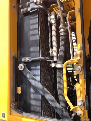 ขายรถตักล้อยาง KOMATSU WA320-6 ปี 2013 รถนอกนำเข้าจากญี่ปุ่น สภาพสวยพร้อมใช้ มีVDOการทำงานครับ