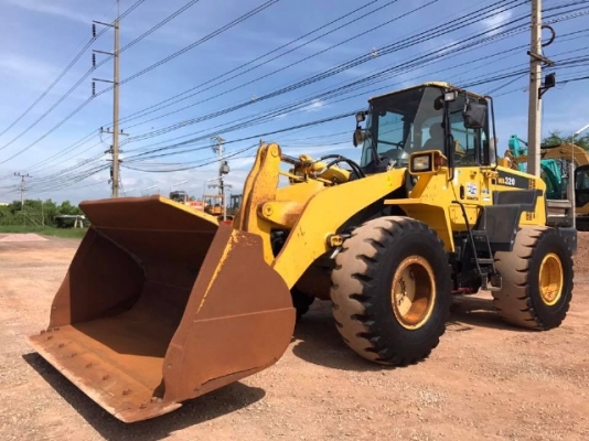 ขายรถตักล้อยาง KOMATSU WA320-6 ปี 2013 รถนอกนำเข้าจากญี่ปุ่น สภาพสวยพร้อมใช้ มีVDOการทำงานครับ