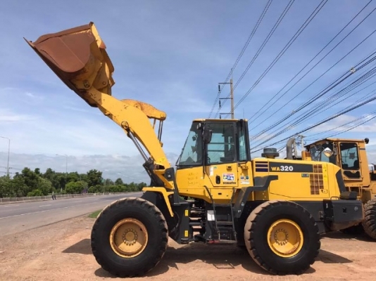 ขายรถตักล้อยาง KOMATSU WA320-6 ปี 2013 รถนอกนำเข้าจากญี่ปุ่น สภาพสวยพร้อมใช้ มีVDOการทำงานครับ