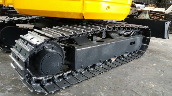 ขาย รถขุด KOMATSU รุ่น PC28UU-2- มือสองญี่ปุ่น แทรกเหล็ก สวยพร้อมใช้งาน ทำงานดี ทุกระบบ  มือถือ/LINE ID : 0818753444