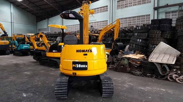 ขาย รถขุด KOMATSU รุ่น PC28UU-2- มือสองญี่ปุ่น แทรกเหล็ก สวยพร้อมใช้งาน ทำงานดี ทุกระบบ  มือถือ/LINE ID : 0818753444