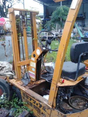 ขายด่วน ฟอร์คลิฟท์ ไฟฟ้า อุปกรณ์ครบ ไม่มีแบต ขาย  ซาก15000