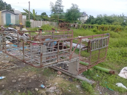 คอกรถใส่รถกระบะบิ๊กเอ็มแค็บ คอกรถใส่รถกระบะบิ๊กเอ็มแค็บ