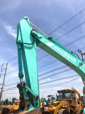 ขายรถแบคโฮ KOBELCO SK200 MARK 5 SUPER รถนอกนำเข้าเองจากญี่ปุ่น สภาพสวยพร้อมใช้งาน มีVDOการทำงานครับ