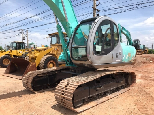ขายรถแบคโฮ KOBELCO SK200 MARK 5 SUPER รถนอกนำเข้าเองจากญี่ปุ่น สภาพสวยพร้อมใช้งาน มีVDOการทำงานครับ