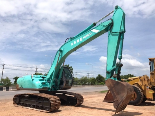 ขายรถแบคโฮ KOBELCO SK200 MARK 5 SUPER รถนอกนำเข้าเองจากญี่ปุ่น สภาพสวยพร้อมใช้งาน มีVDOการทำงานครับ